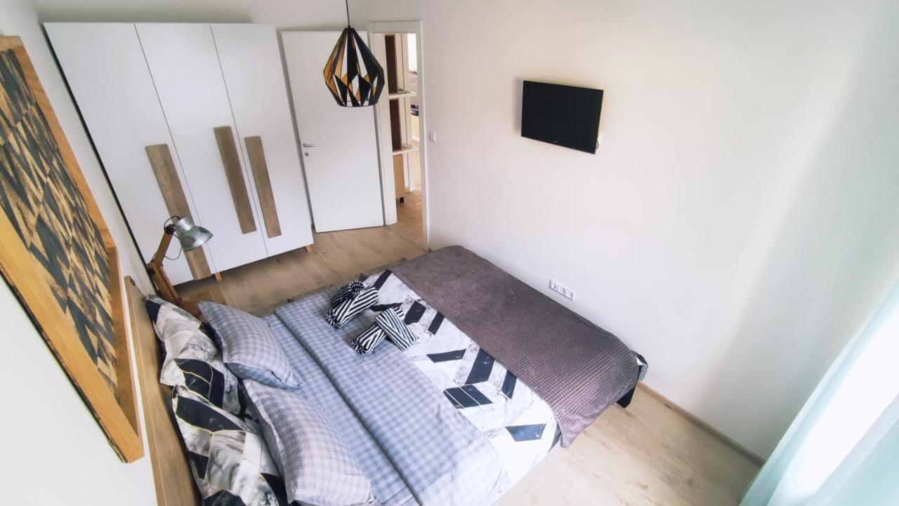 Apartman Lena Daire Tuzla Dış mekan fotoğraf